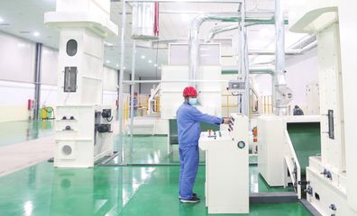 德潤新材料 3000萬元投資引進新生產(chǎn)線，加速新材料研發(fā)創(chuàng)新